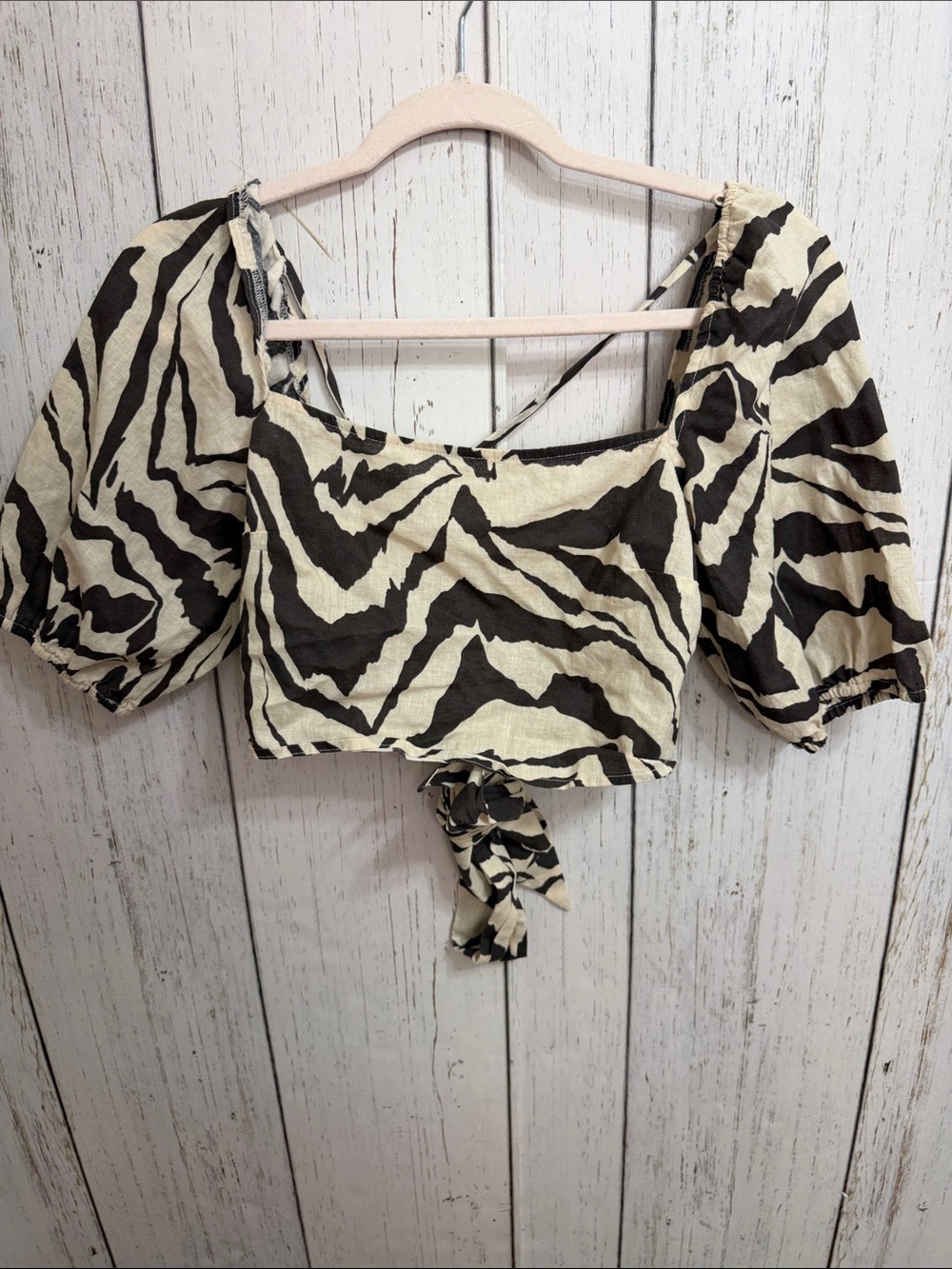 H&M Cropped Linen Blend Blouse